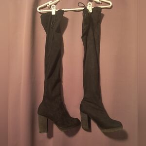 Women's Thigh High/Over the Knee Black Suede Heeled Boots Size 38 Made In Spain